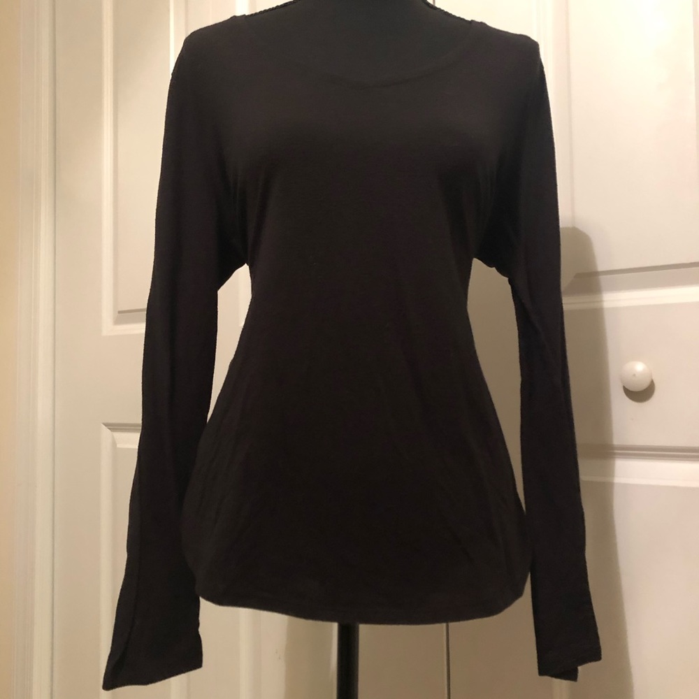 Vneck black long sleeve shirt